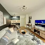 Wh - Urban Nest Point Podgorica