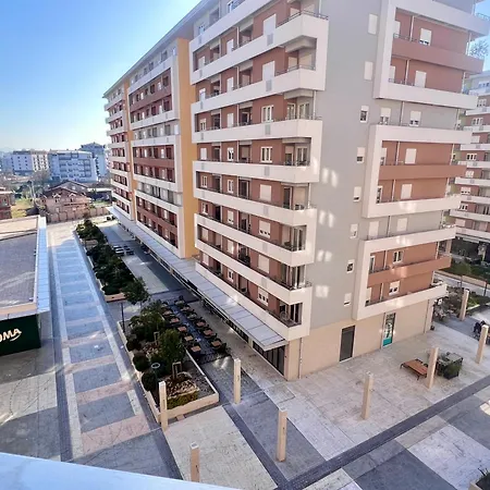 Wh - Urban Nest Point *