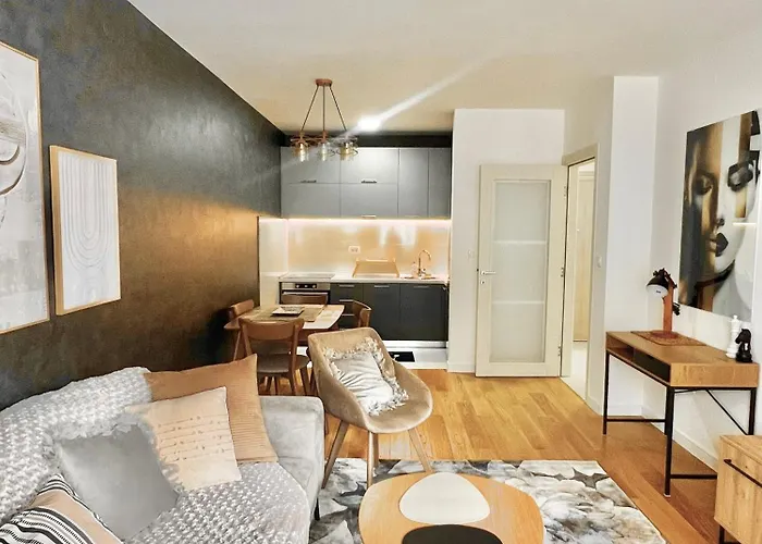 Wh - Urban Nest Point * Podgorica