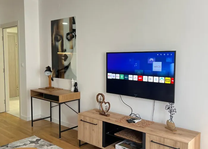 Wh - Urban Nest Point * Podgorica