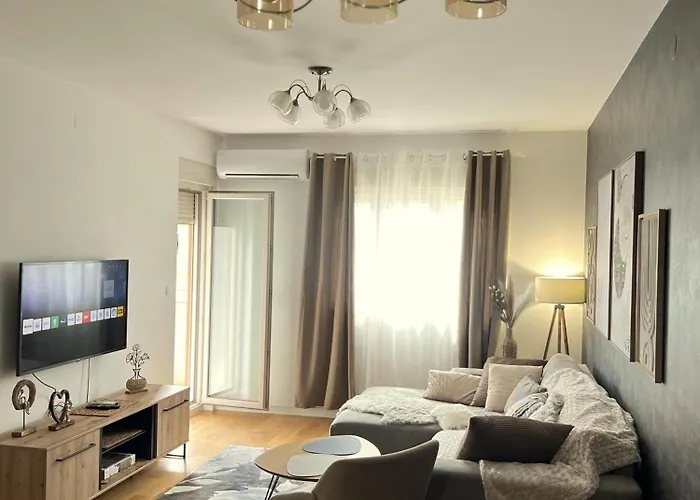 Wh - Urban Nest Point