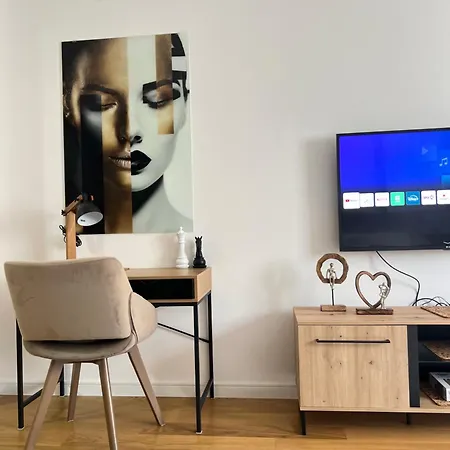 Apartment Wh - Urban Nest Point