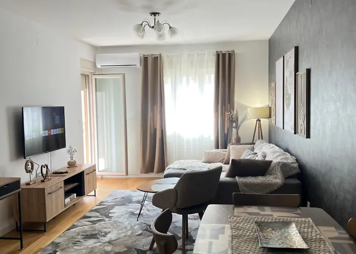 דירה Wh - Urban Nest Point